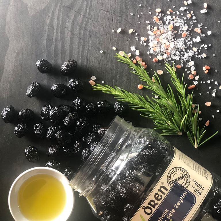 Kuru Sele Siyah Zeytin 1kg